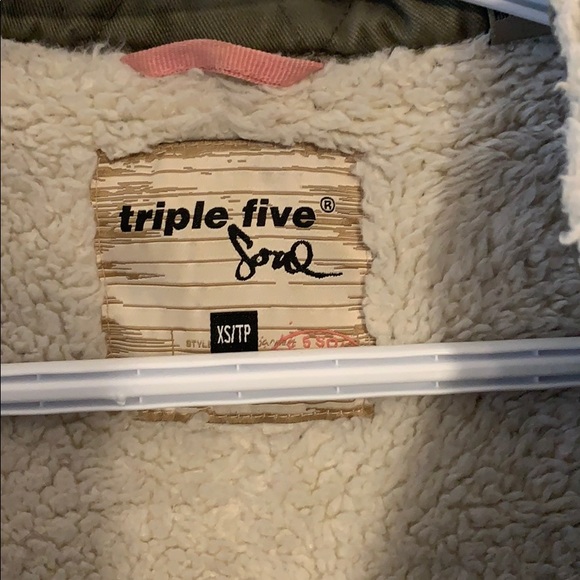 Jacket - Picture 3 of 5